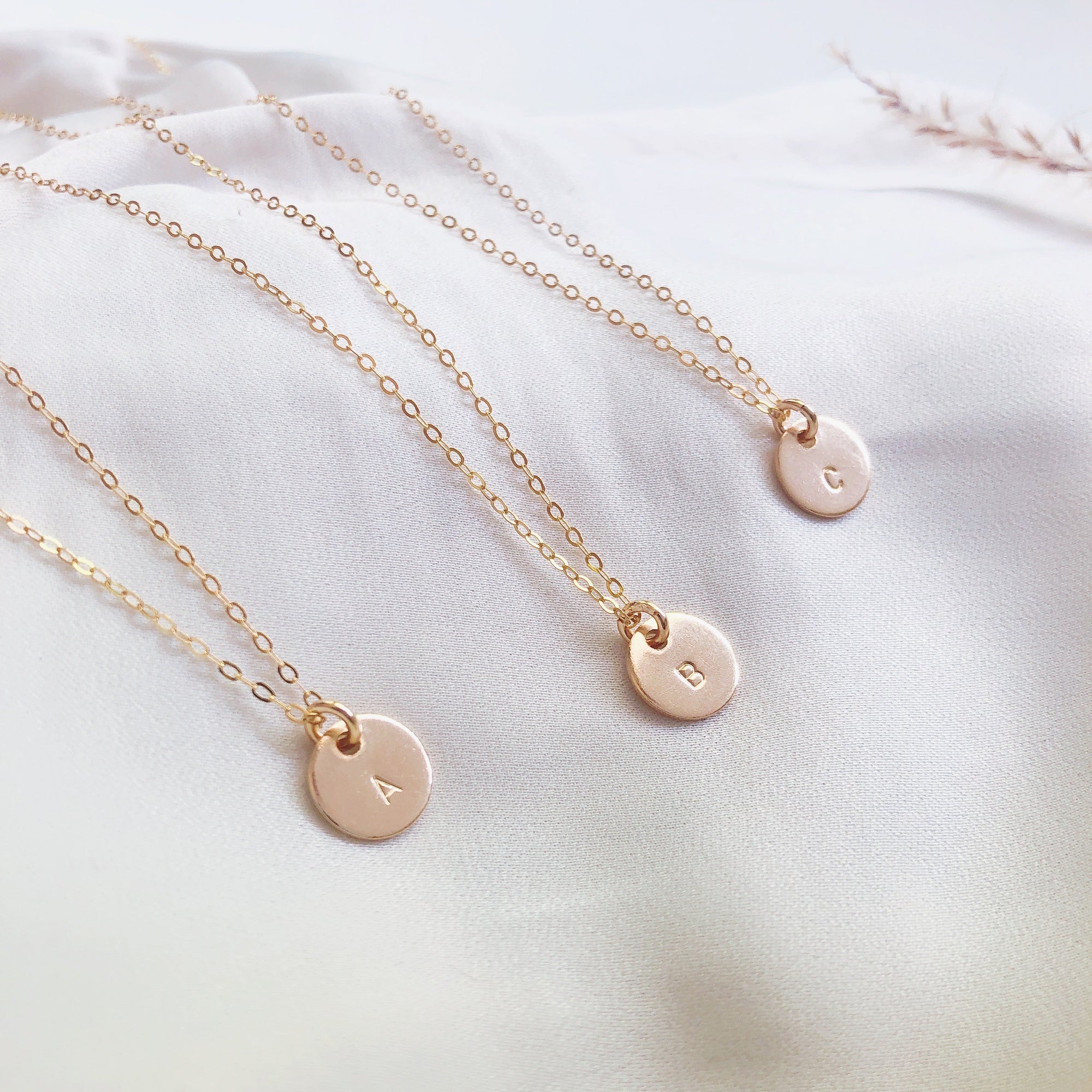 Circle Letter Necklace | Silver