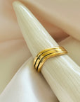 Waves Ring