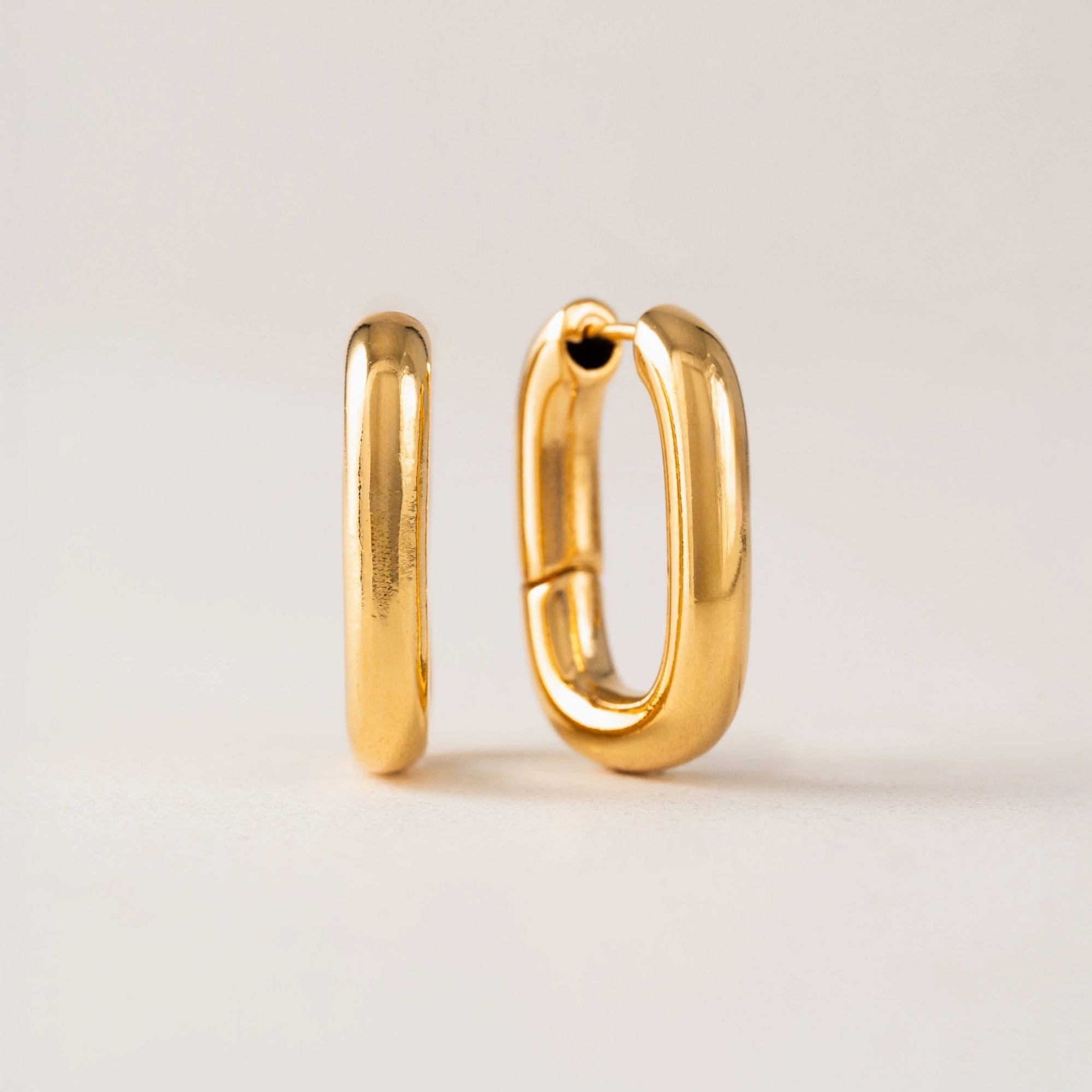 Midi Paperclip Puff Hoop Earrings