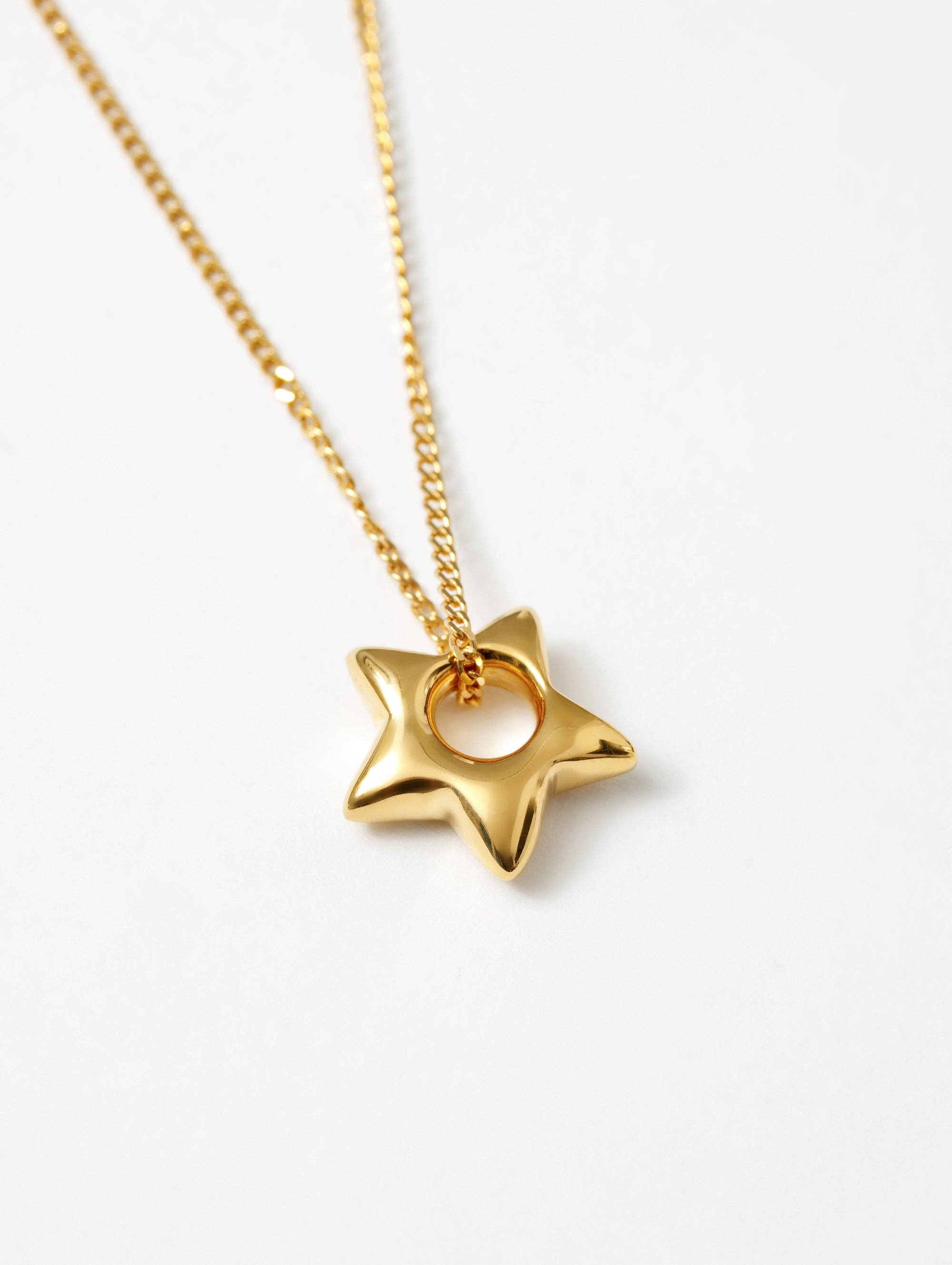 Star Necklace | Gold