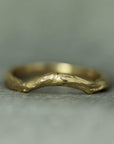 Flowing Tides Wave Band | Solid Gold