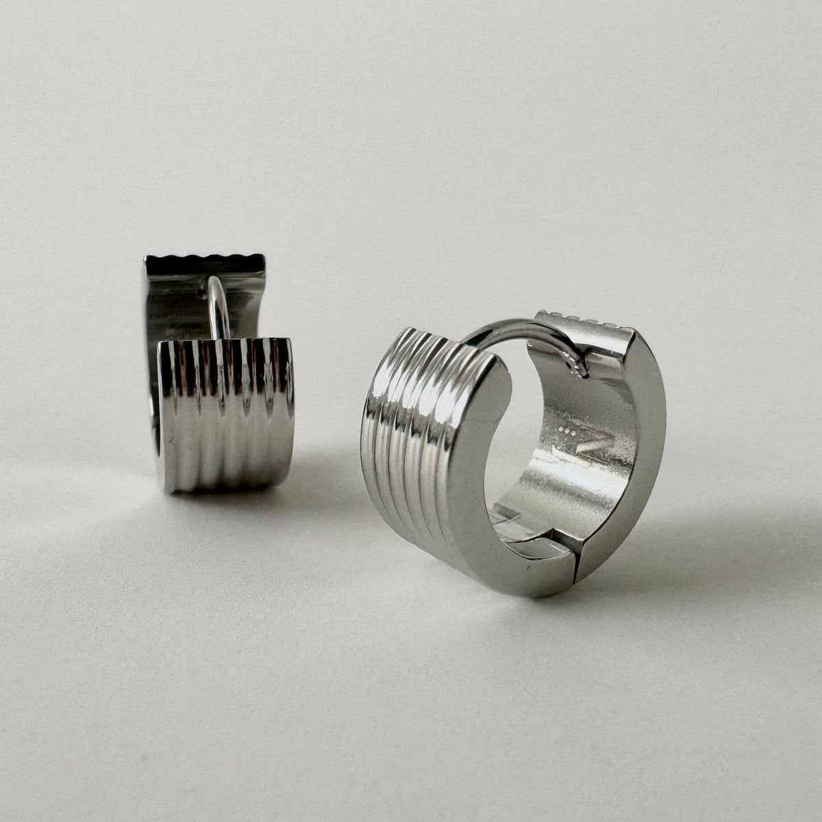Honey Huggie Hoop 2.0