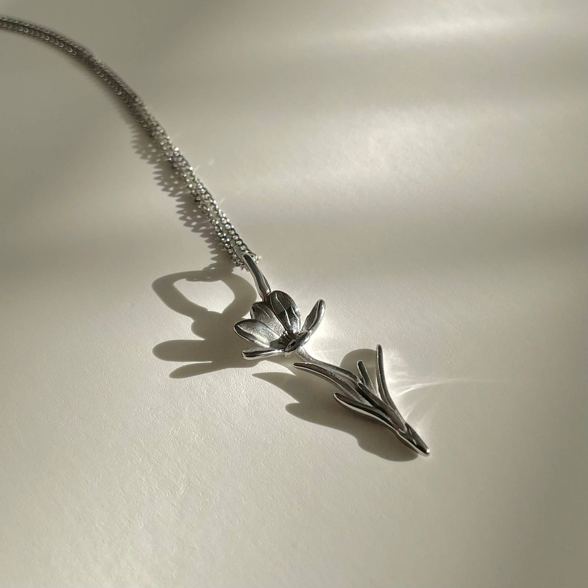 Crocus Necklace- Silver