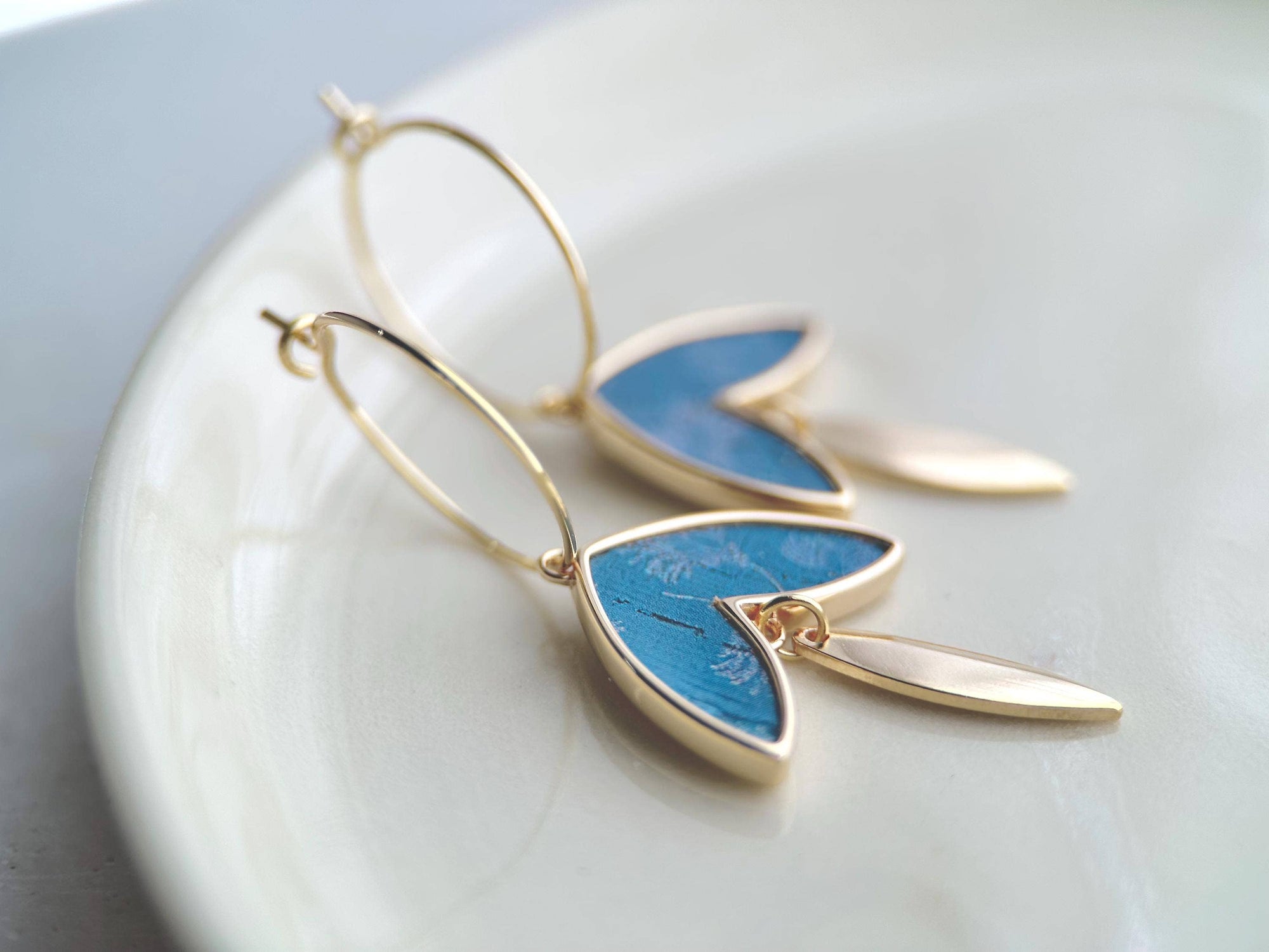 Medium Hoop Earring Marquise Teal Cork