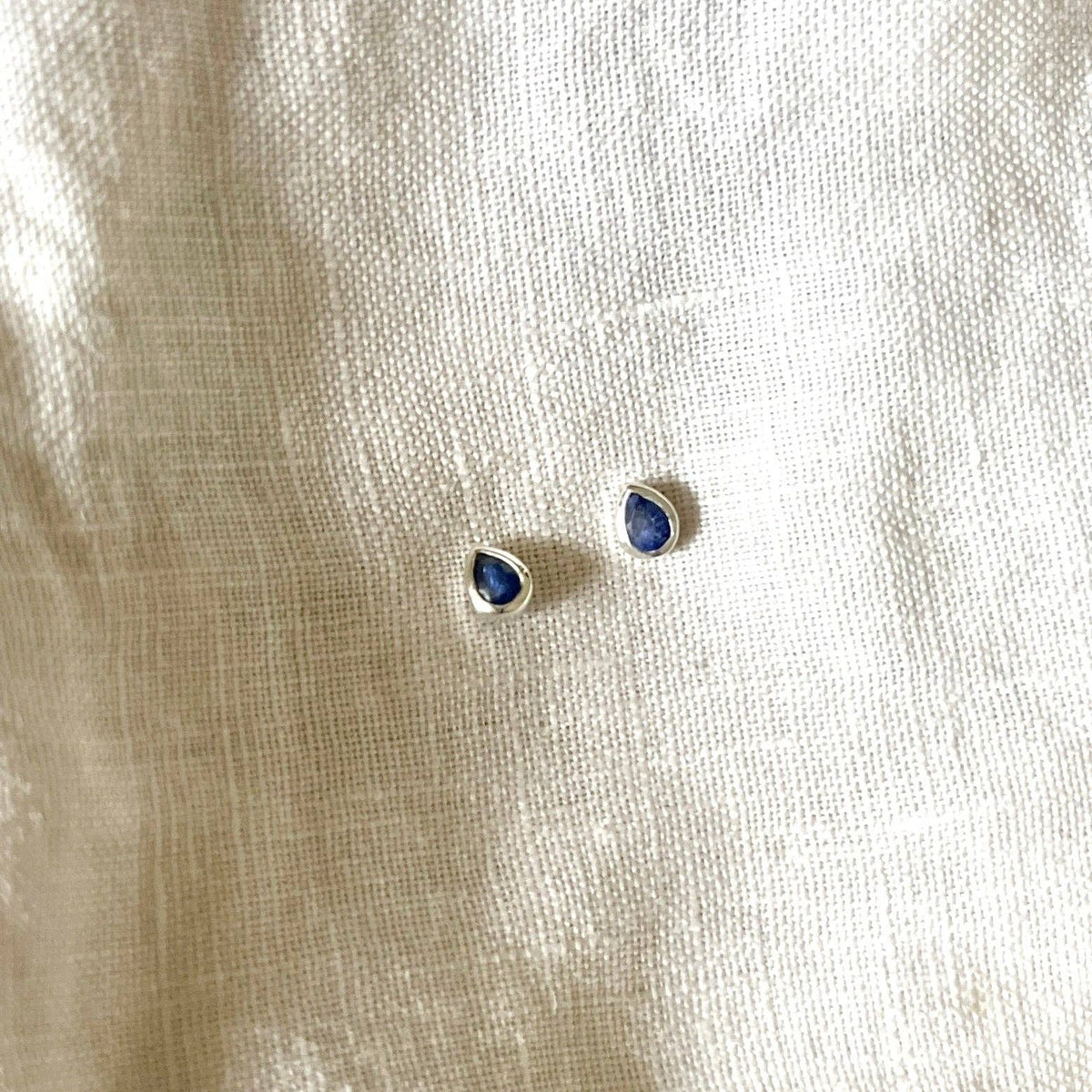 Joy Studs | Sapphire