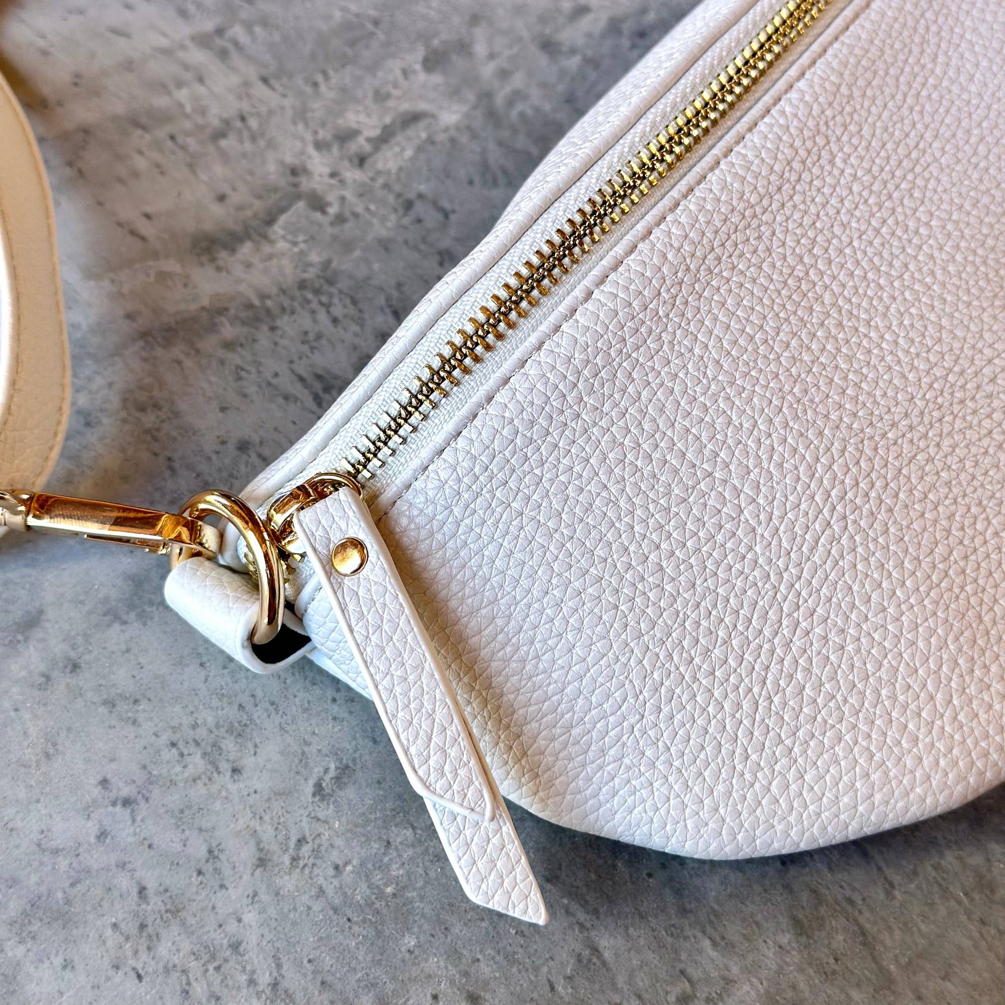 Crossbody Handbag: White Cream Leather