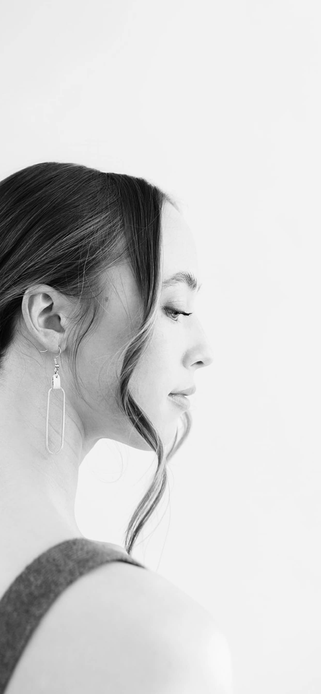 Leather &amp; Brass Oval Earrings | Blue