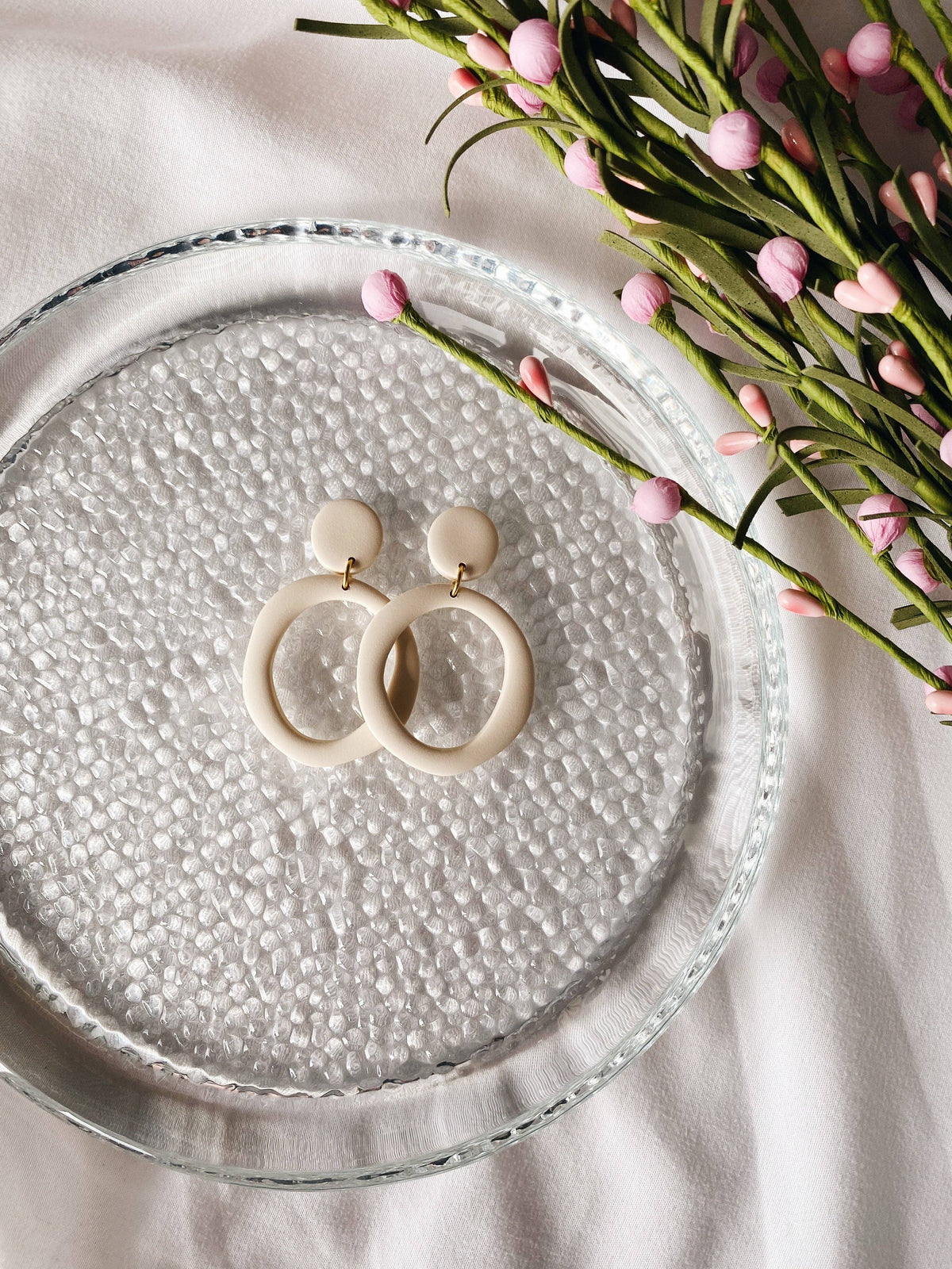 Ivy Hoop Stud Clay Earrings | Coral