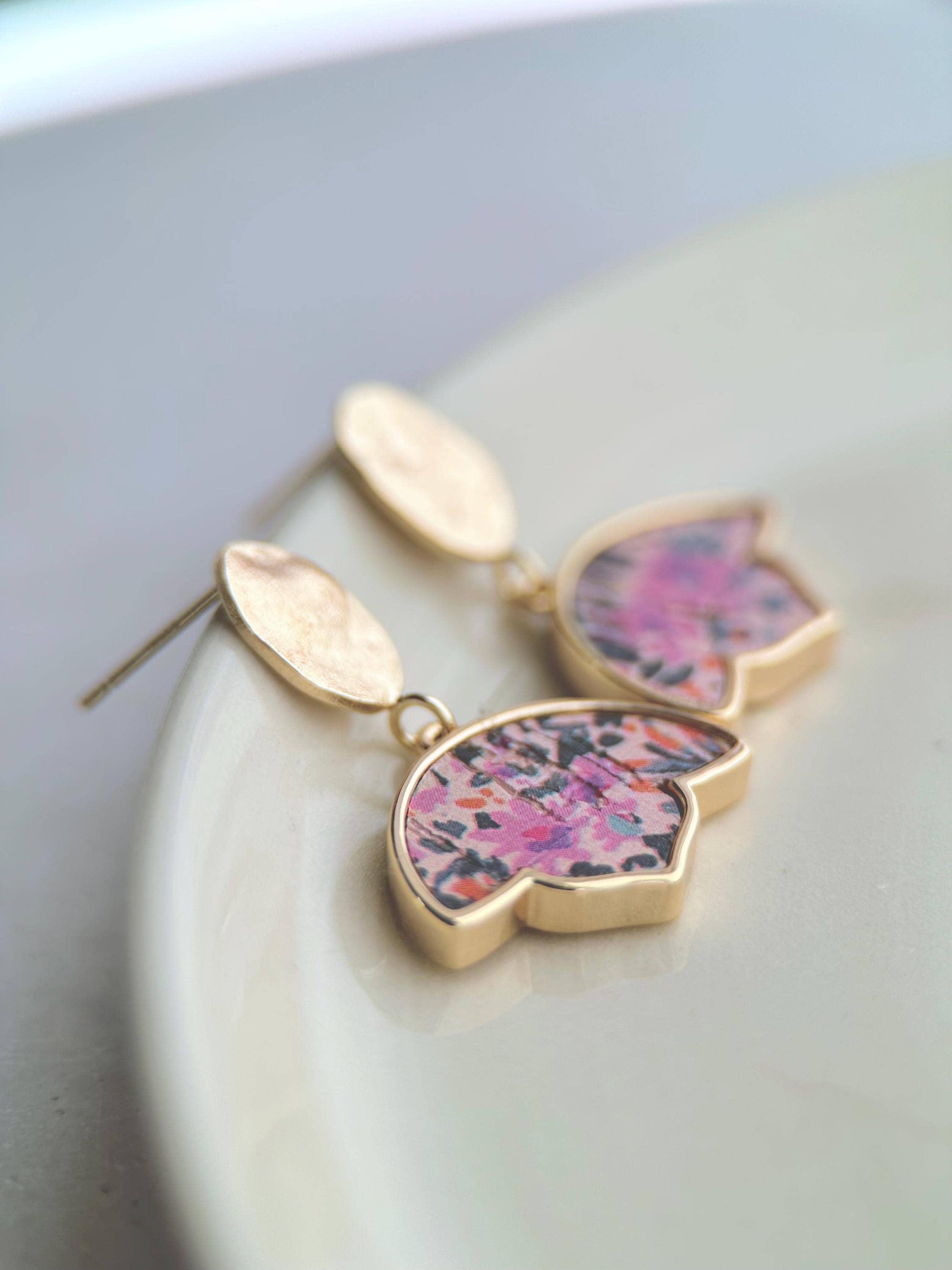 Hammered Oval Flower Earrings