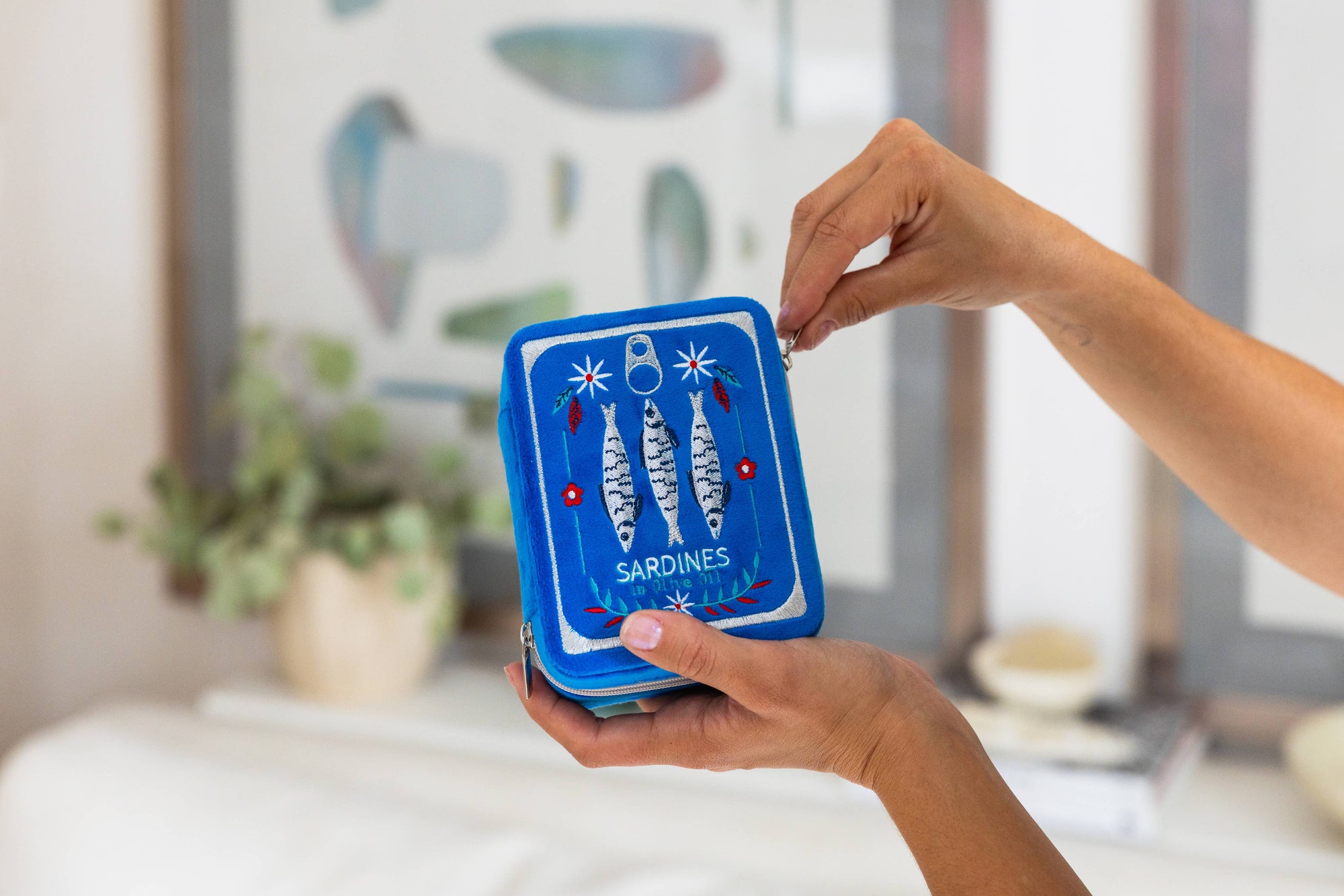 Velvet Jewelry Organizer - Sardine Can - Blue