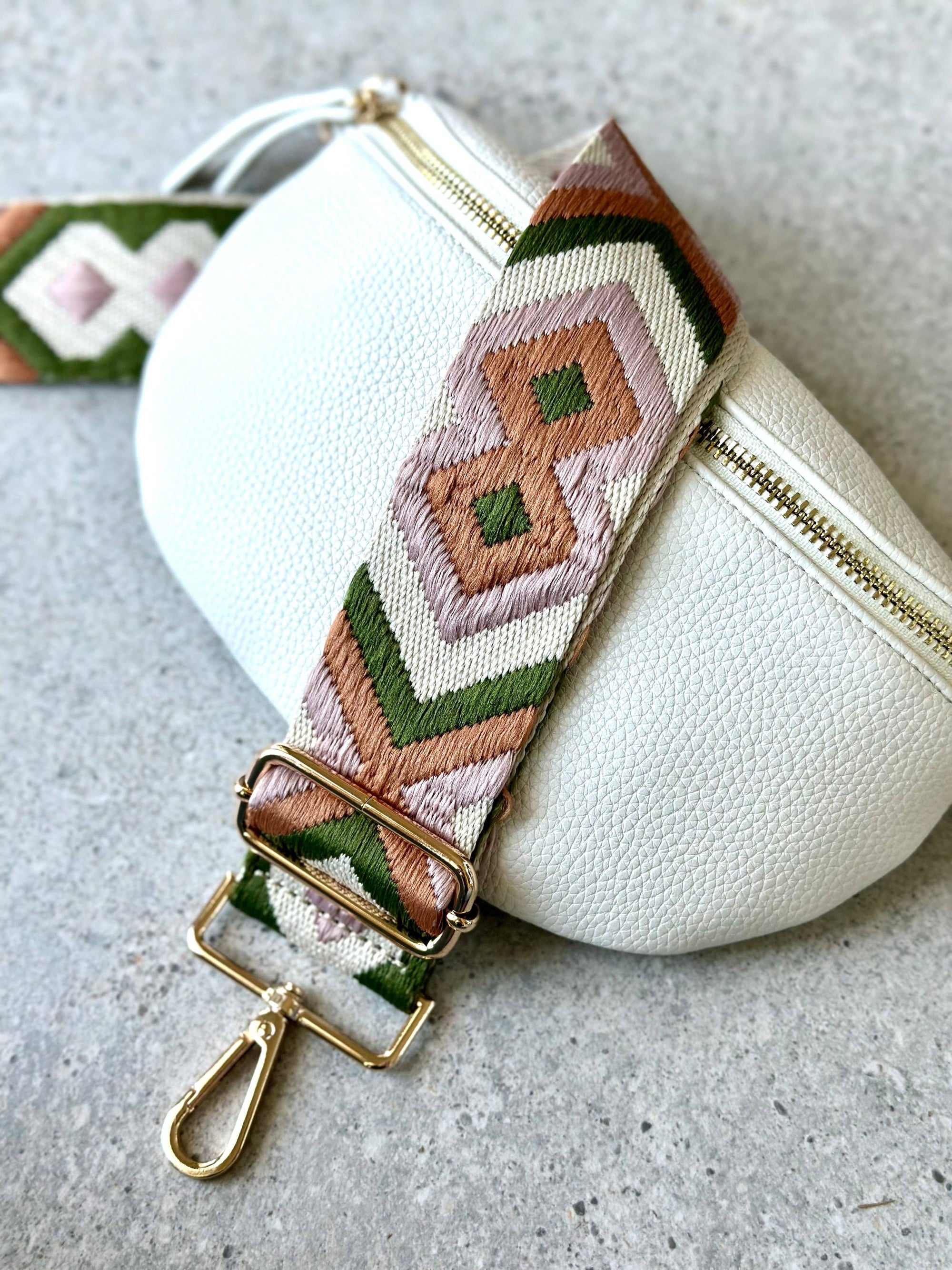 Crossbody Handbag: White Cream Leather