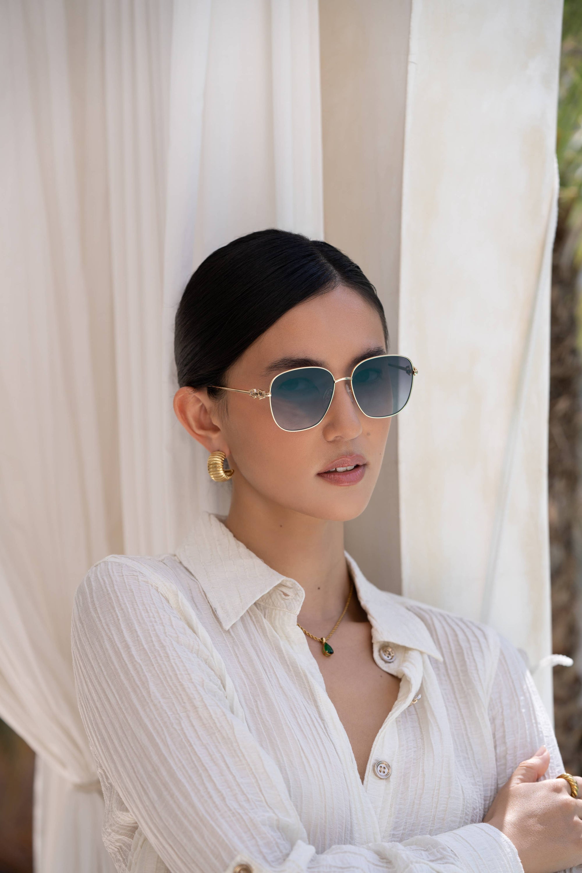 Lea Sunnies: Gold/Gradient Gray