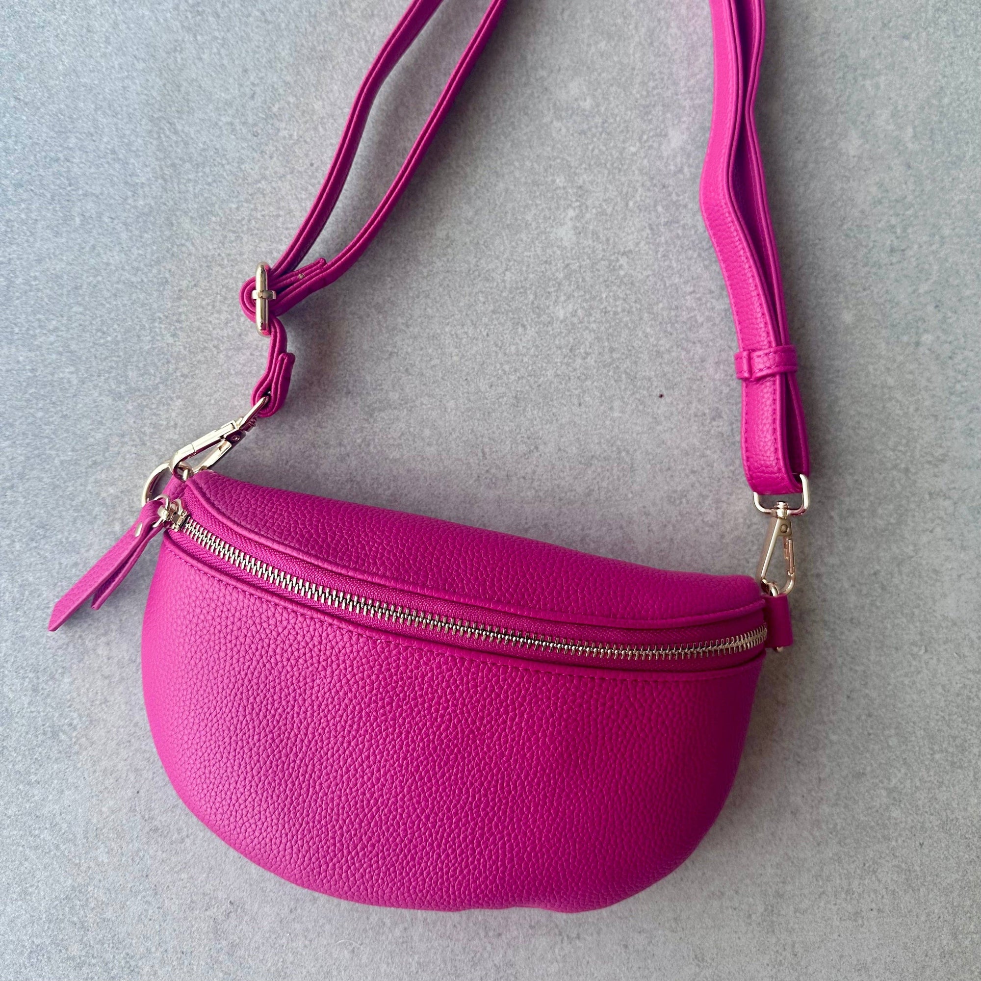 Crossbody Handbag: Pink Leather