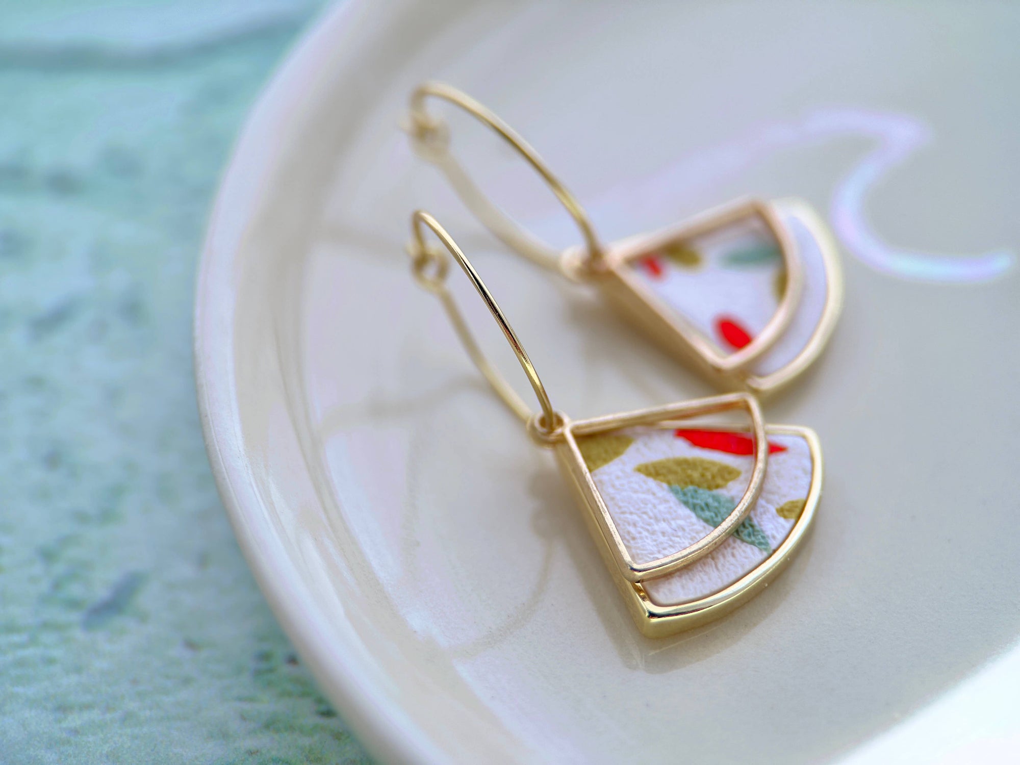 Art Deco Fan Earrings: Confetti
