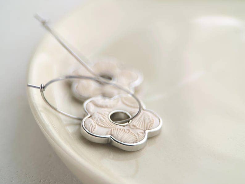 Flower Pendant Earring: Ivory