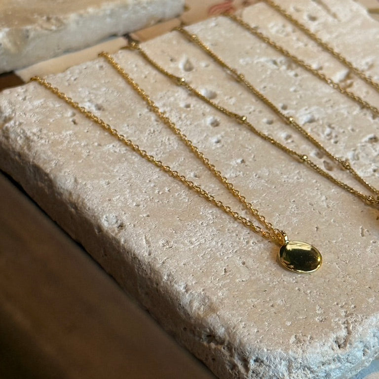 Disc Pendant Necklace