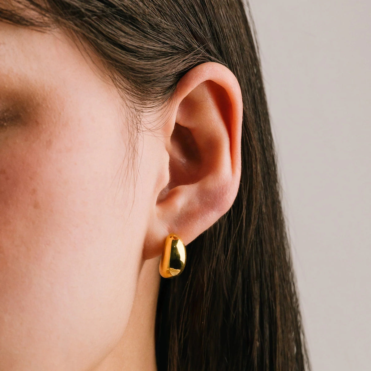 Crest Dome Hoop Earrings | Gold