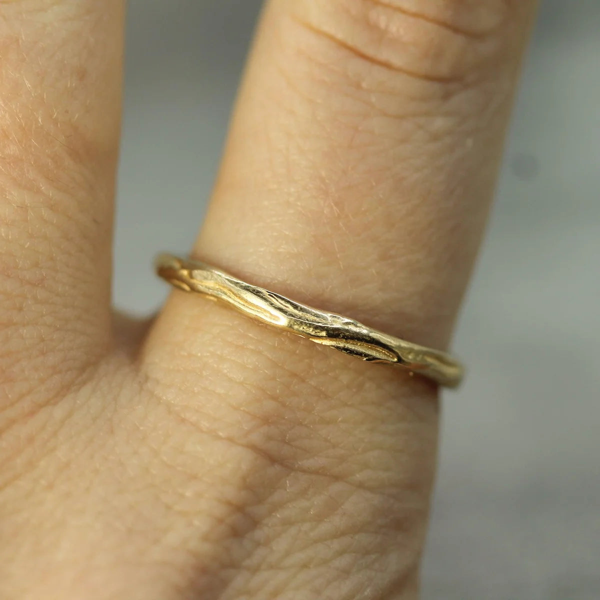 Elements Water Band | Solid Gold