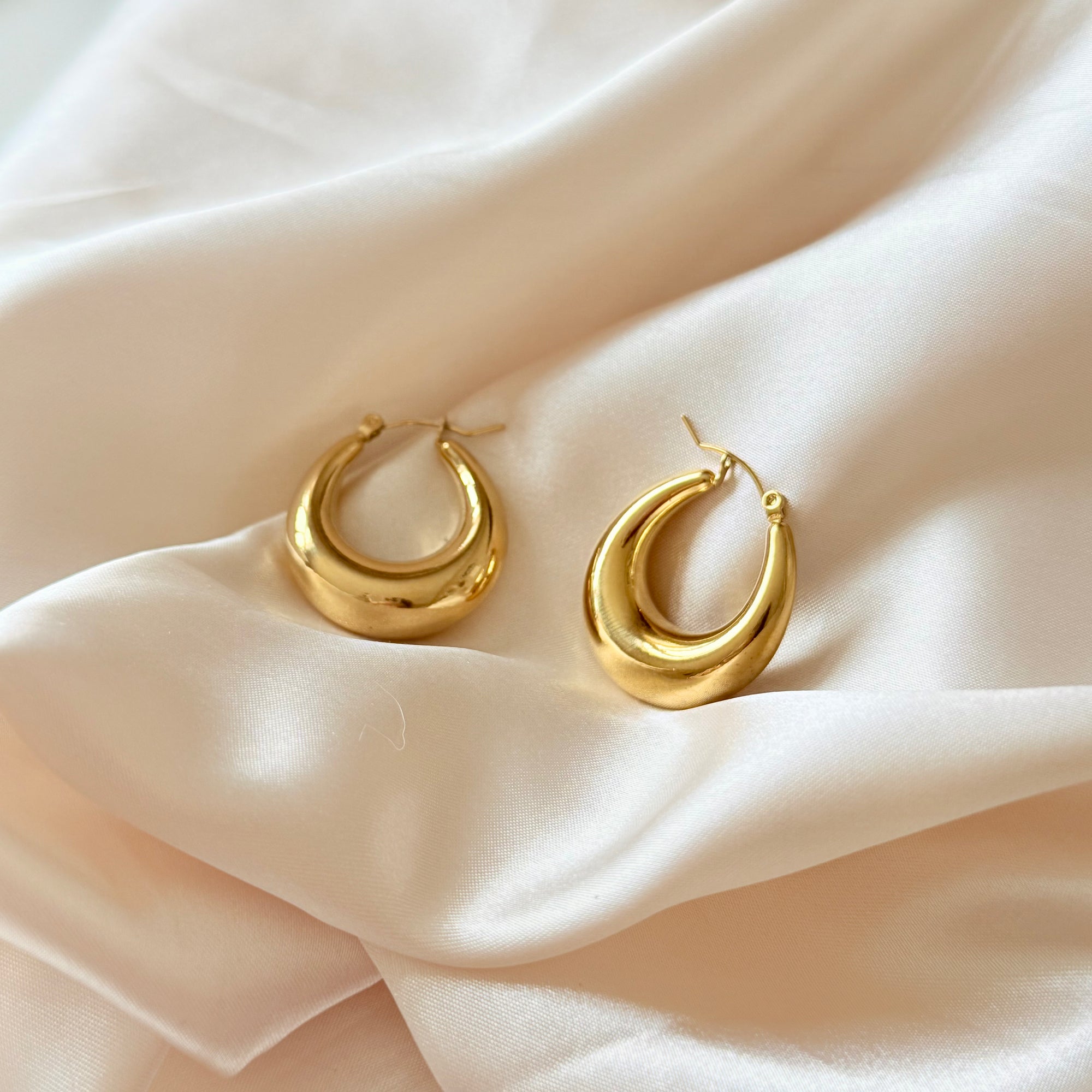 Earrings - handmade in Canada, artisan jewellery. JV Studios