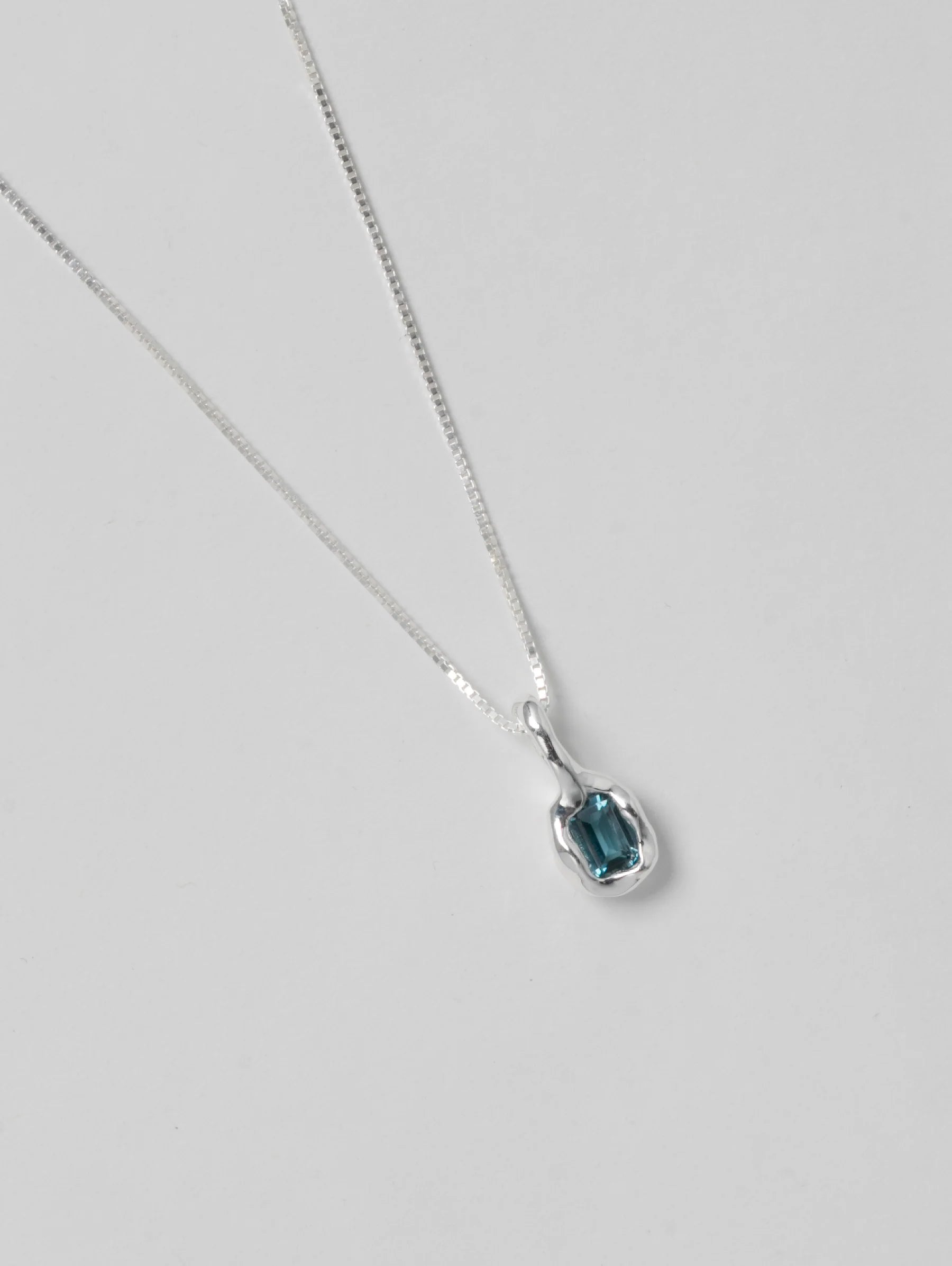 Uma Necklace | Blue Topaz and Silver