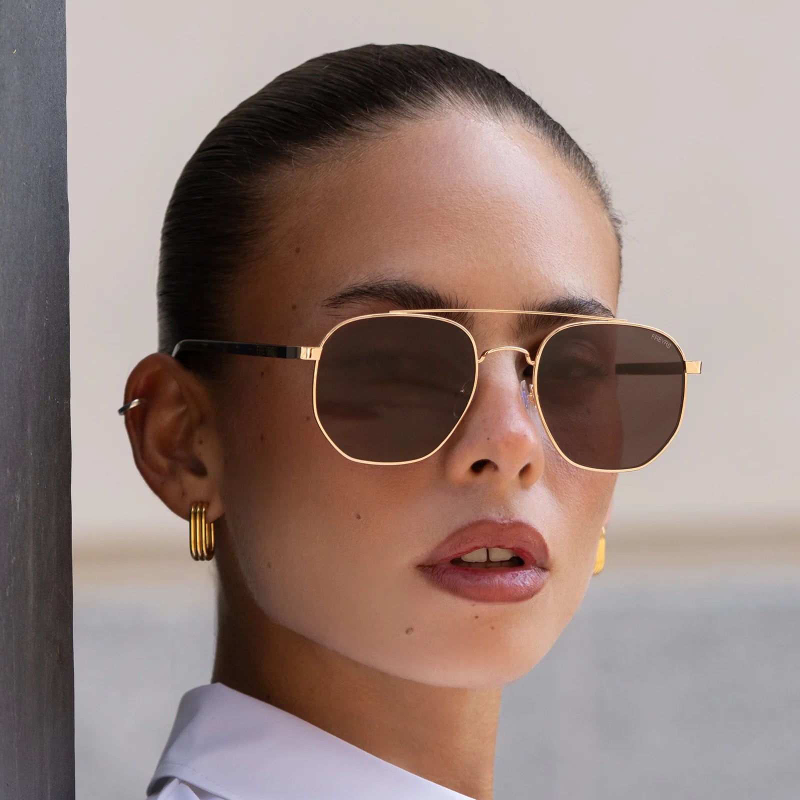 Austin Sunnies | Gold/Brown