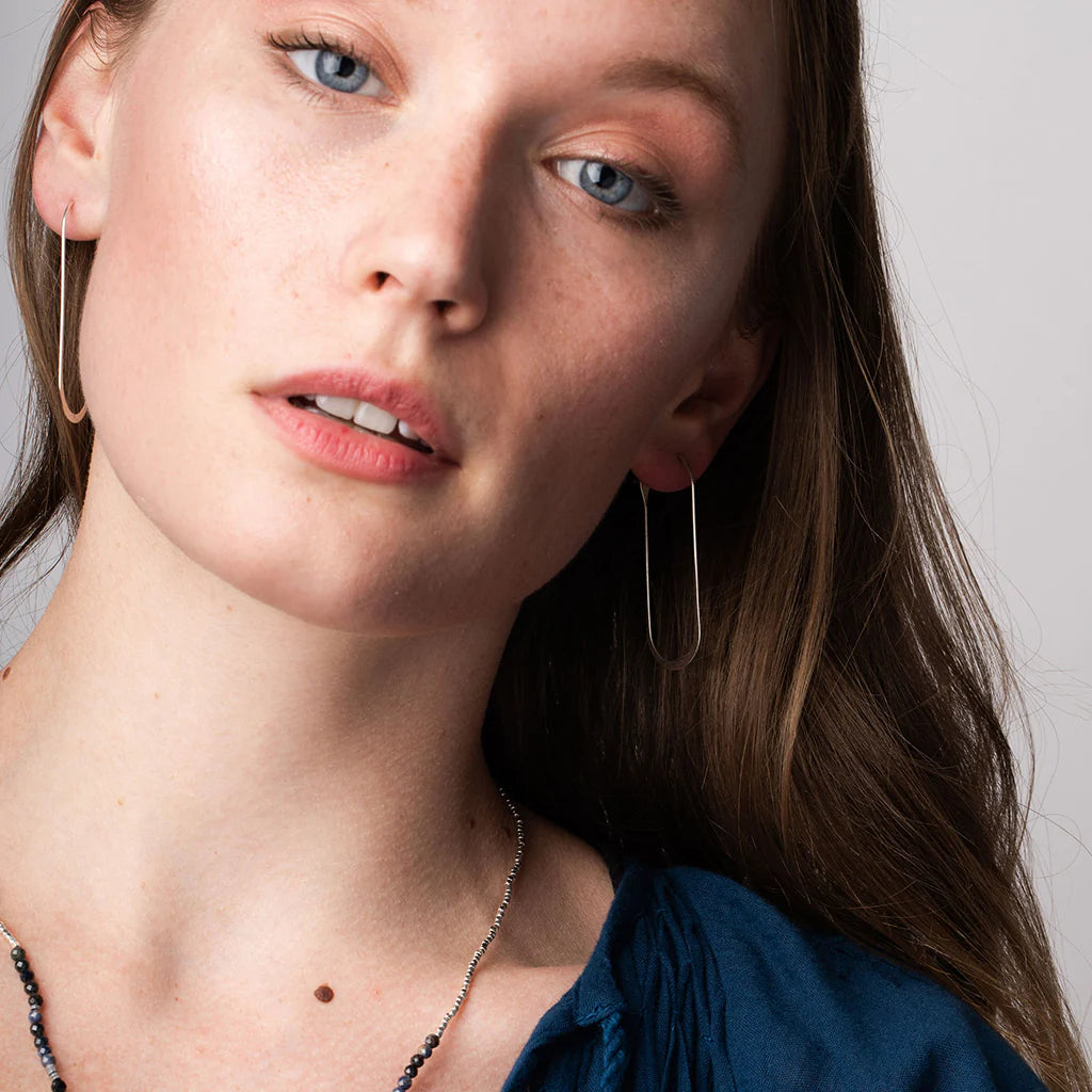 Refined Cosmic Oval Hoop | Silver
