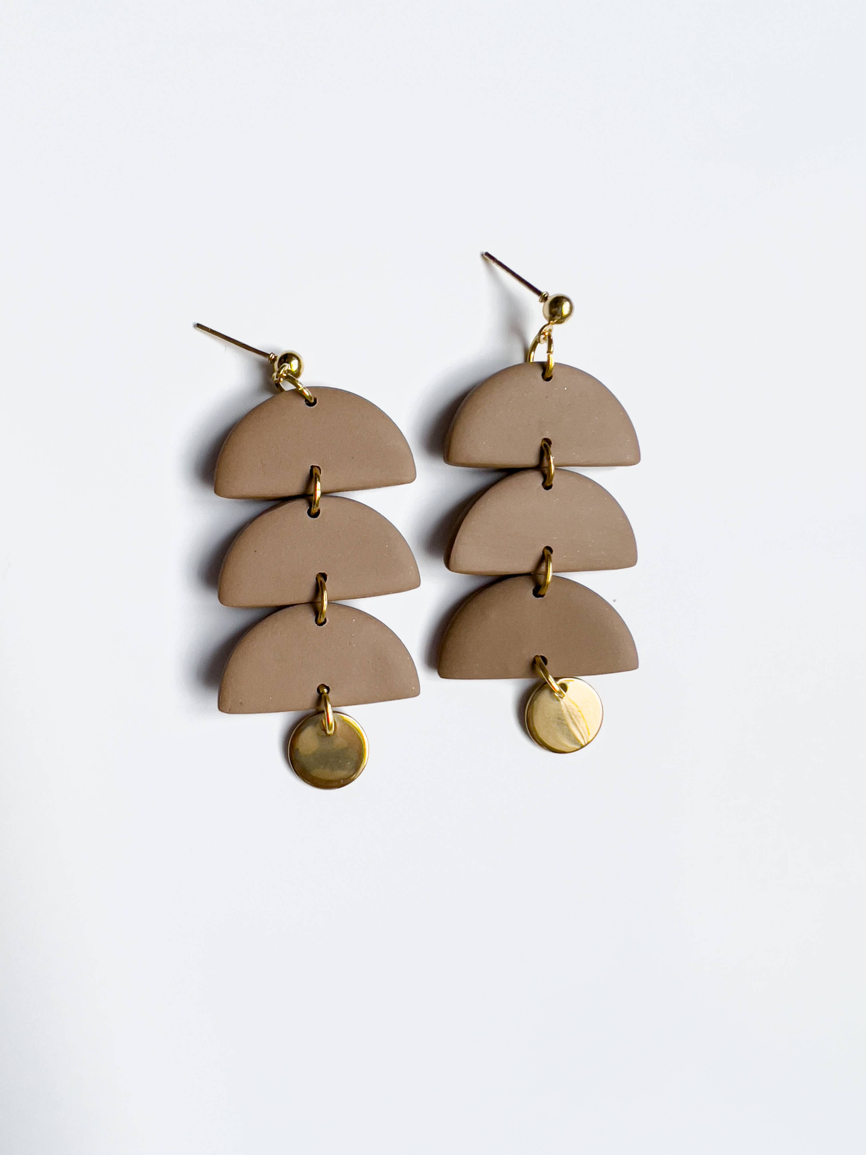Theresa Earrings: Mocha