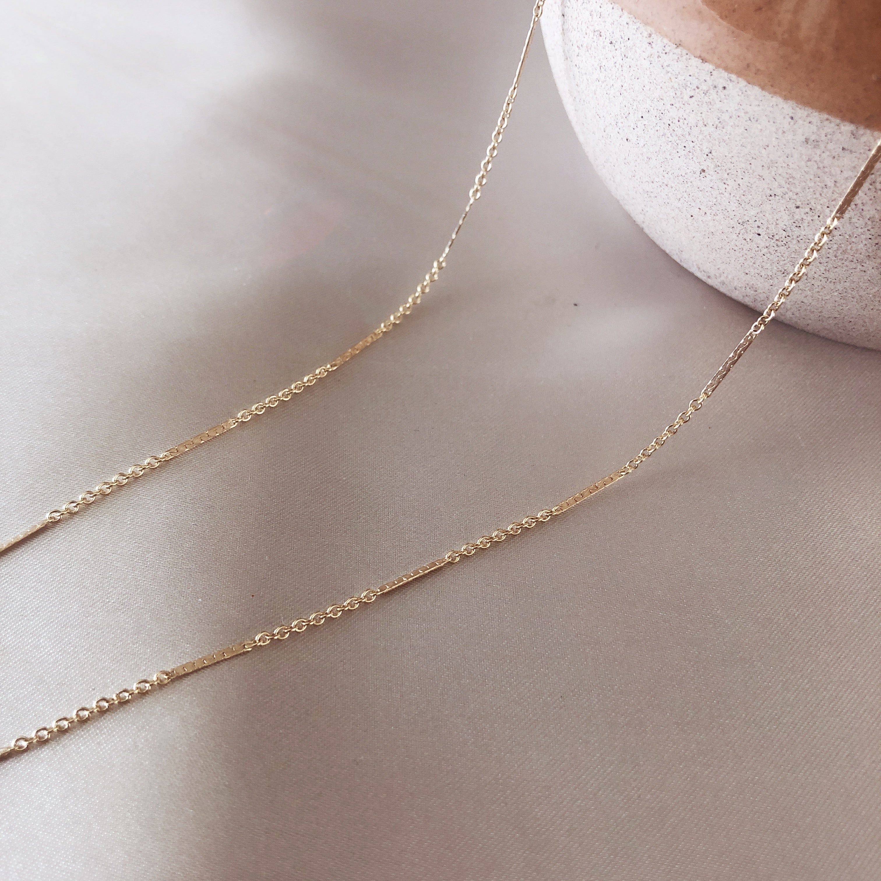 Emily Chain | Gold
