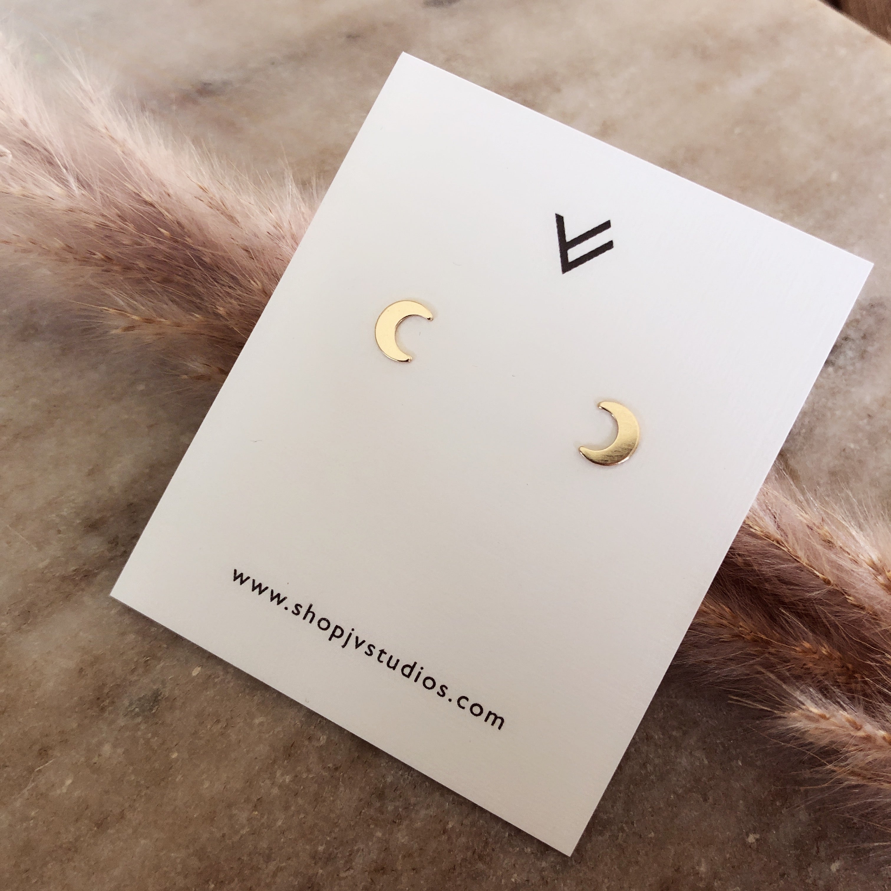 Luna Studs: Gold