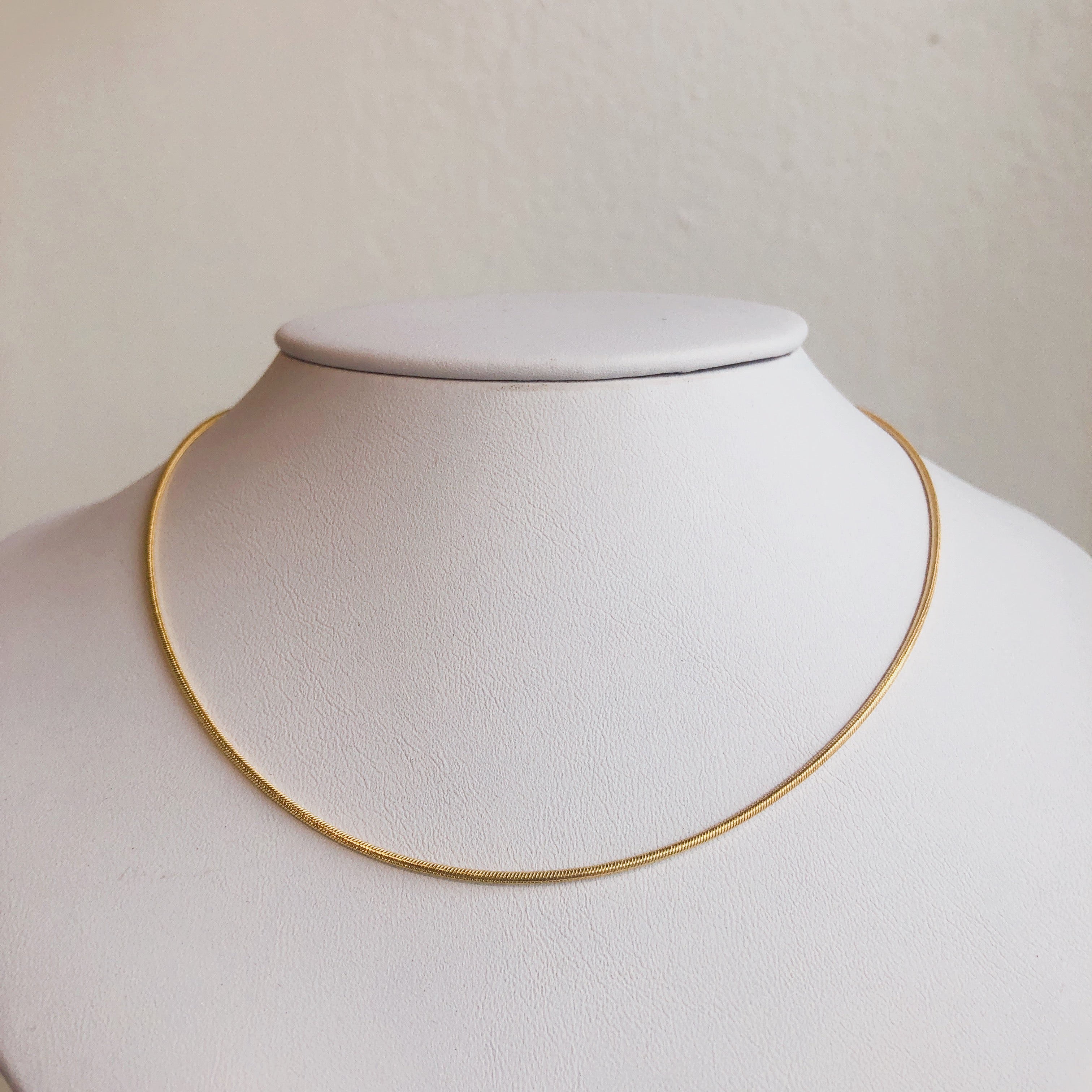 Thin Snake Chain | Gold