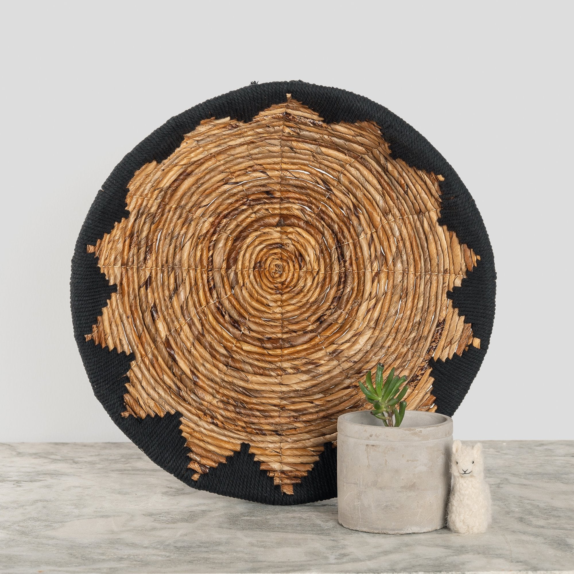 Pokoloko | Rounded Wall Basket