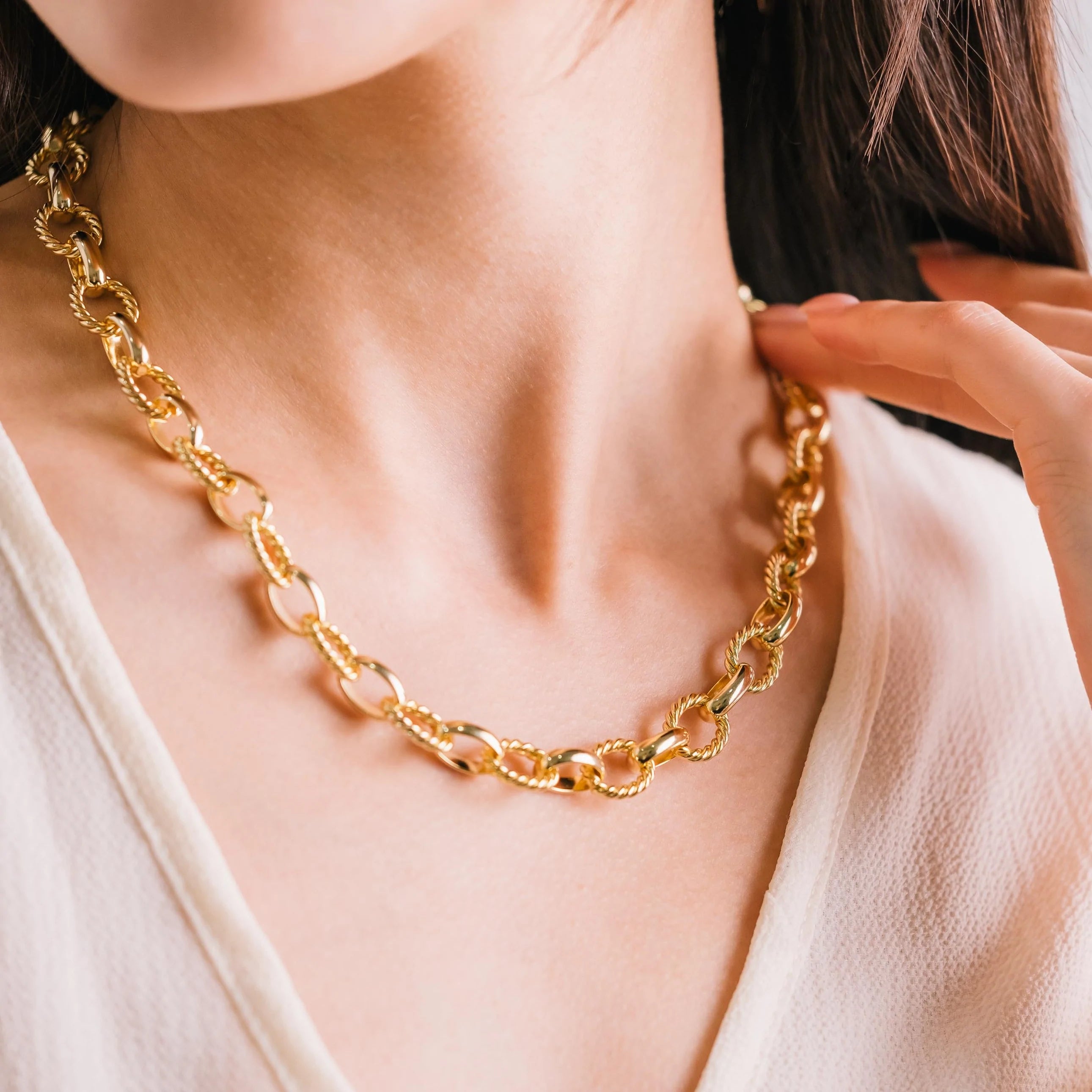 Lover&#39;s Tempo | Rose Necklace
