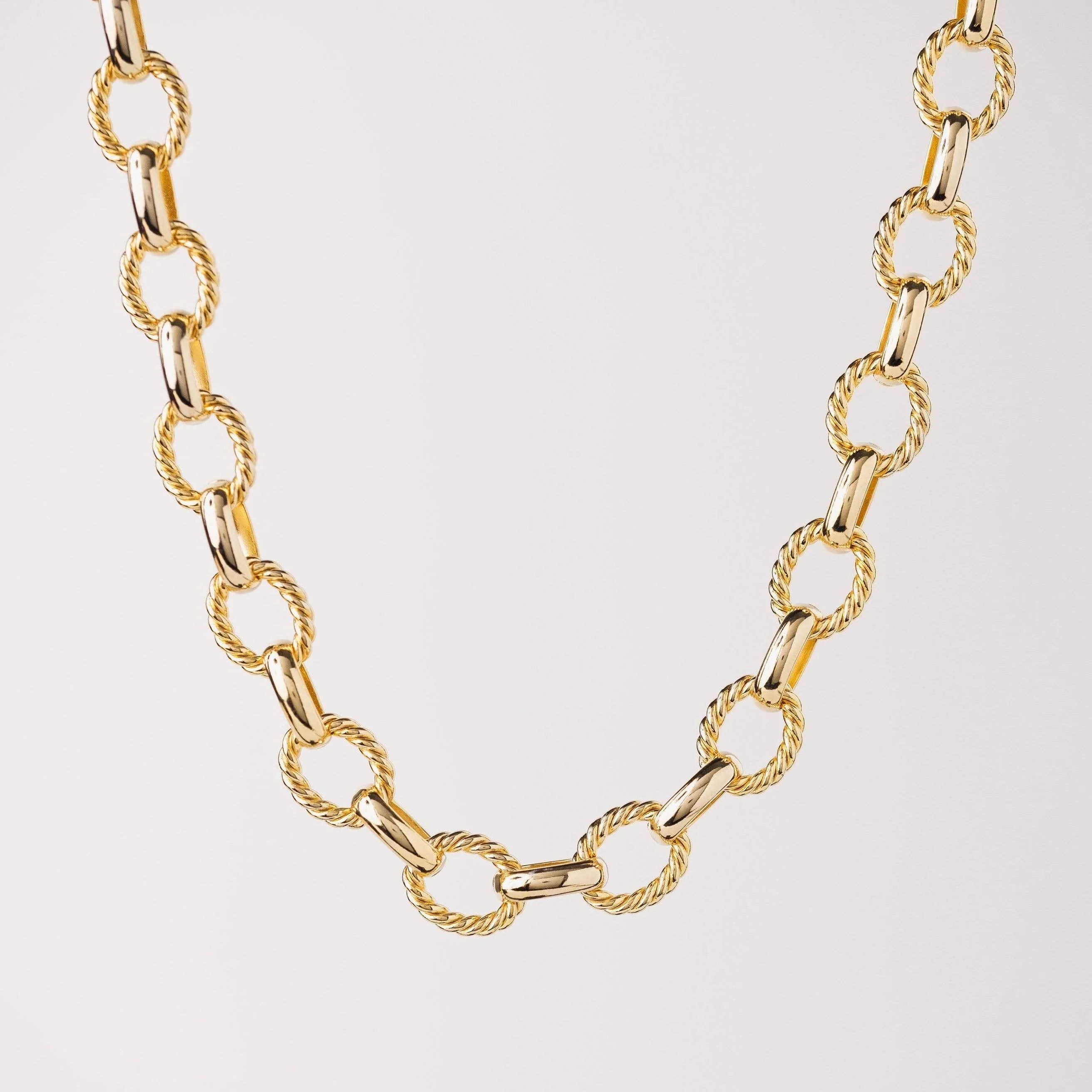Lover&#39;s Tempo | Rose Necklace