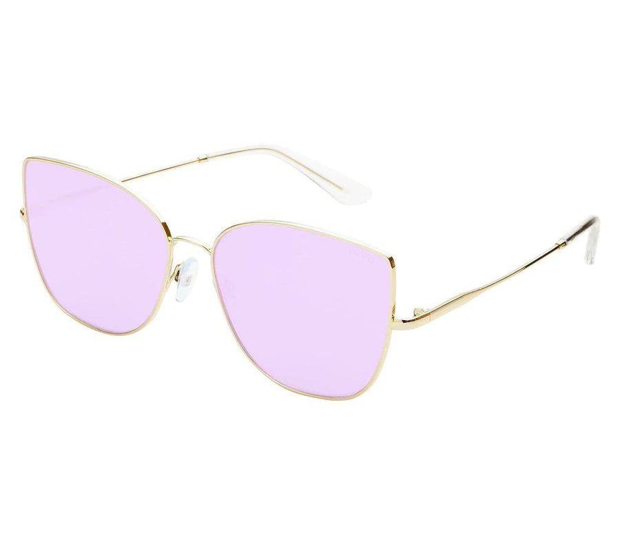 Emma Sunnies: Mirror