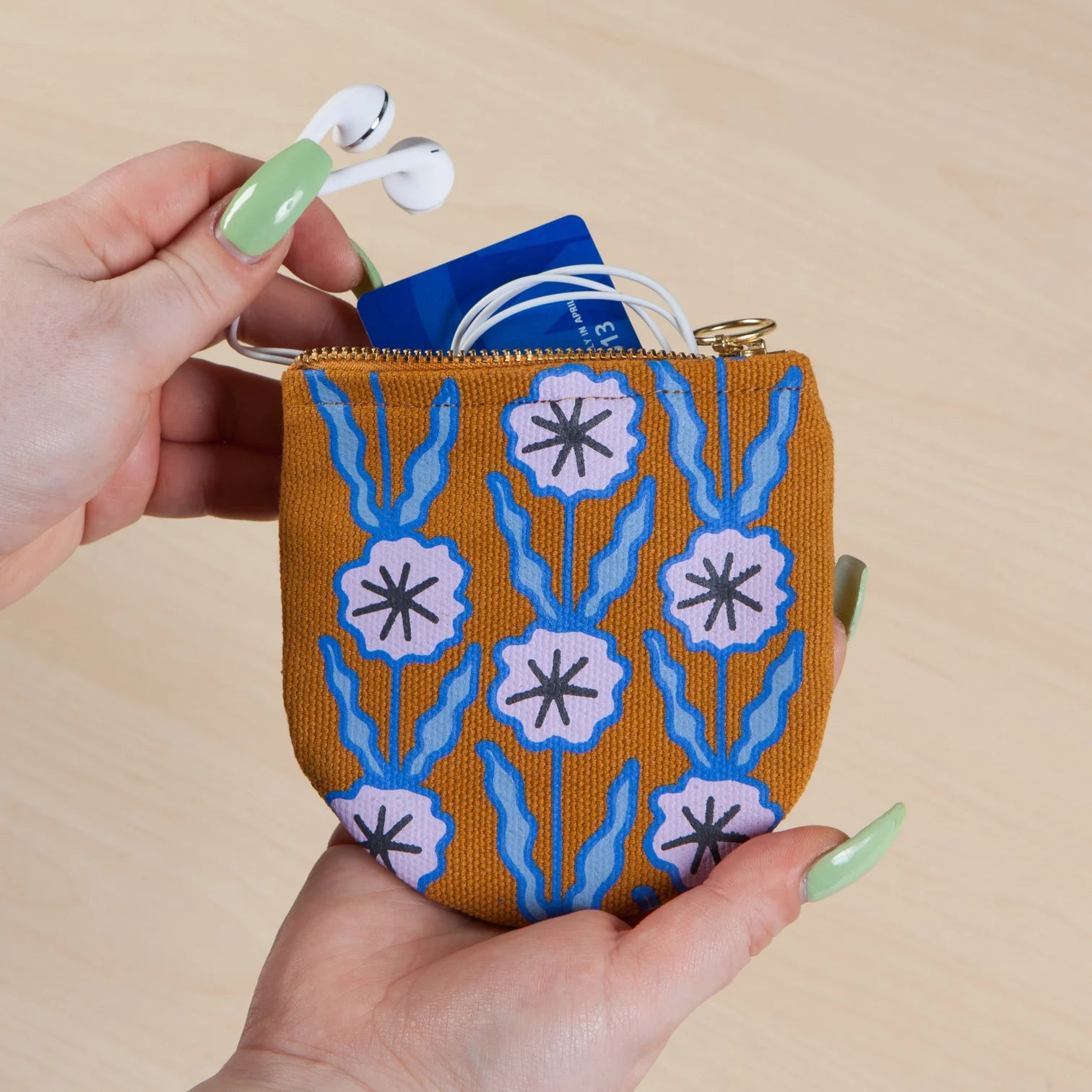Halfmoon Pouch: Still Life